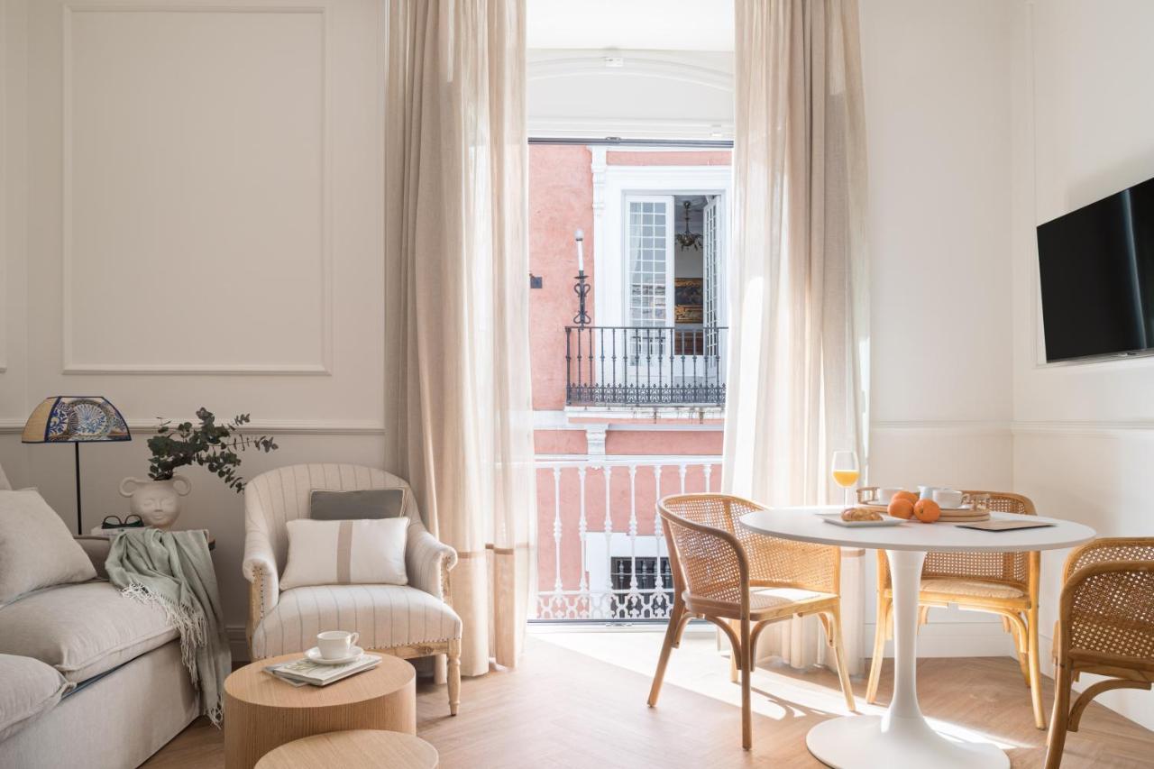 Mylu Suites By Puerta Catedral Siviglia Esterno foto