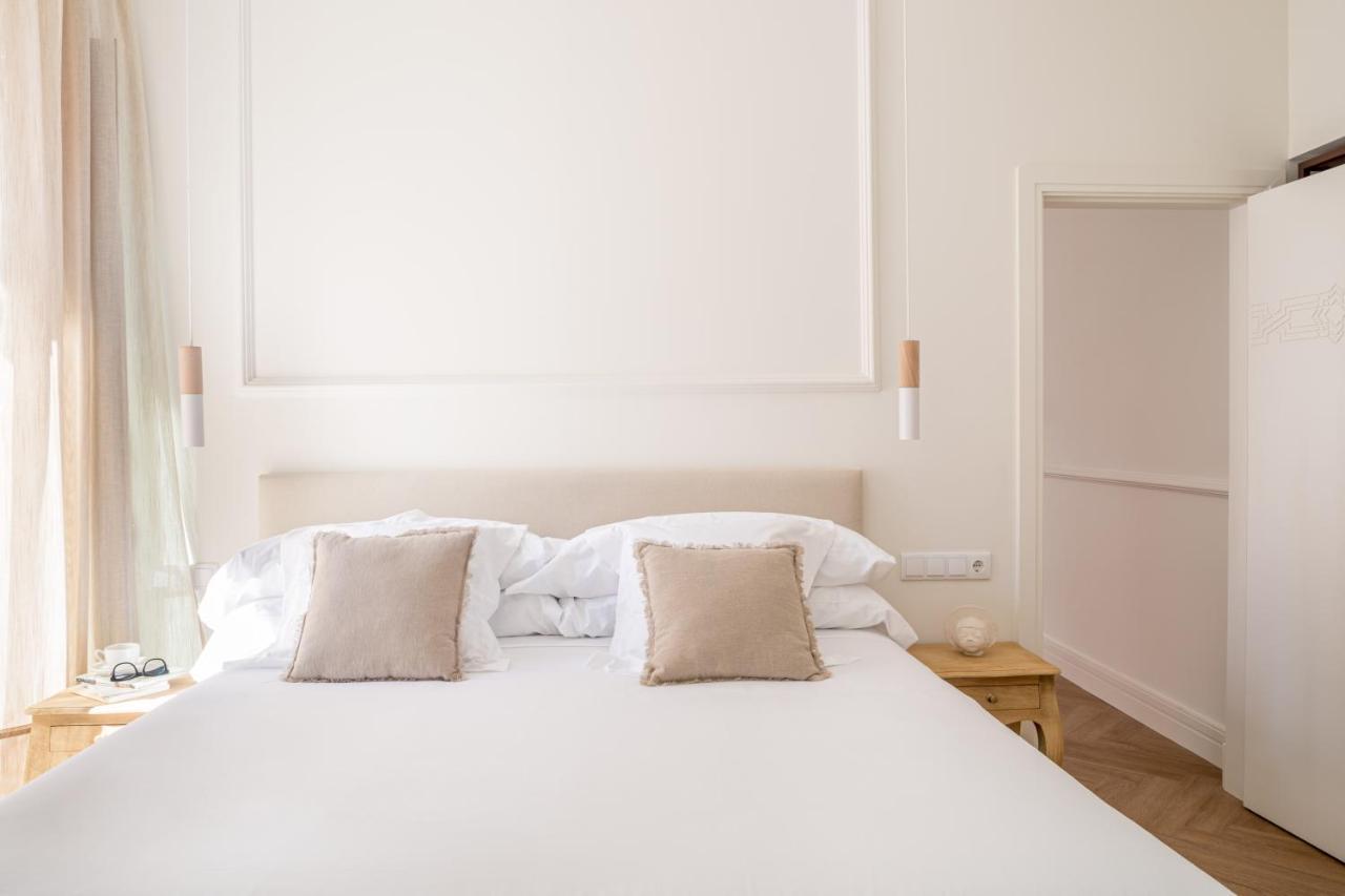 Mylu Suites By Puerta Catedral Siviglia Esterno foto