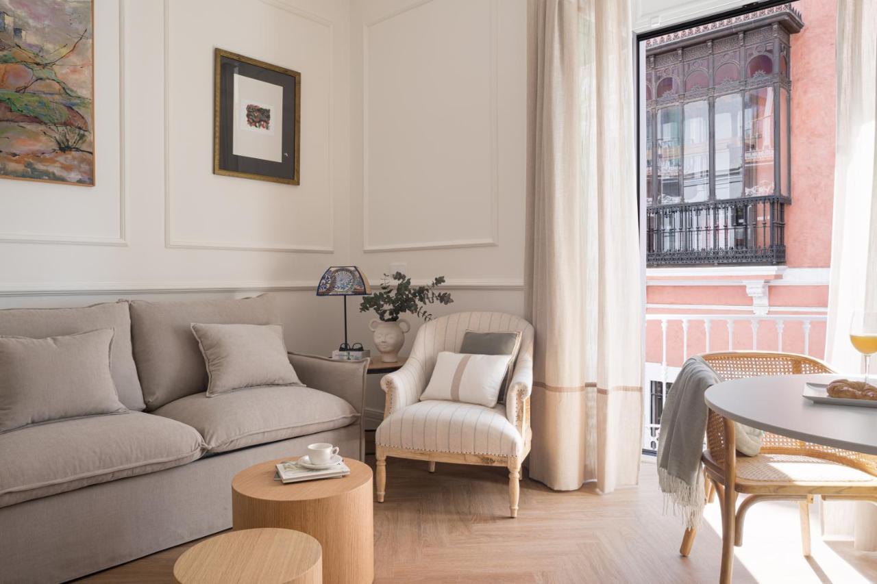Mylu Suites By Puerta Catedral Siviglia Esterno foto