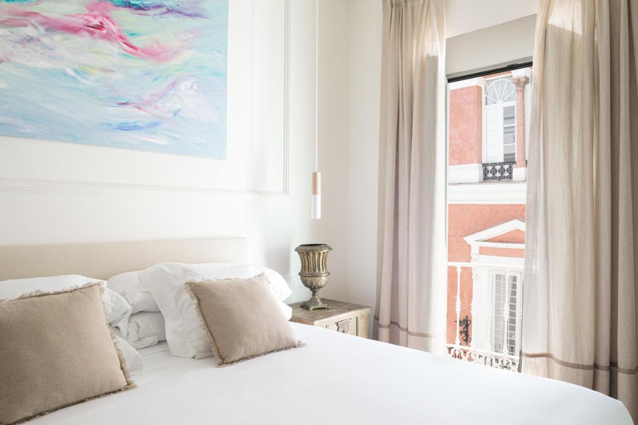 Mylu Suites By Puerta Catedral Siviglia Esterno foto
