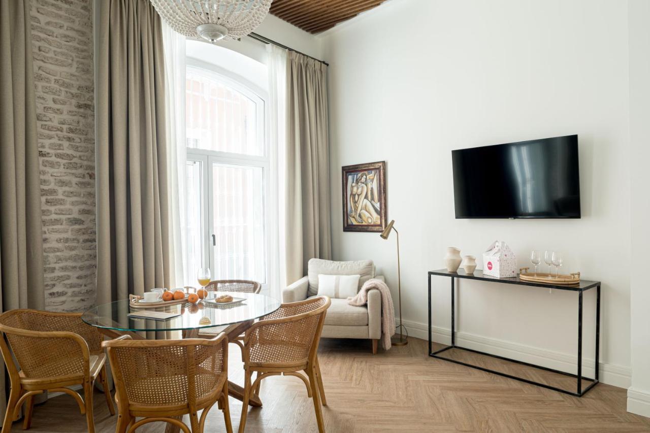 Mylu Suites By Puerta Catedral Siviglia Esterno foto