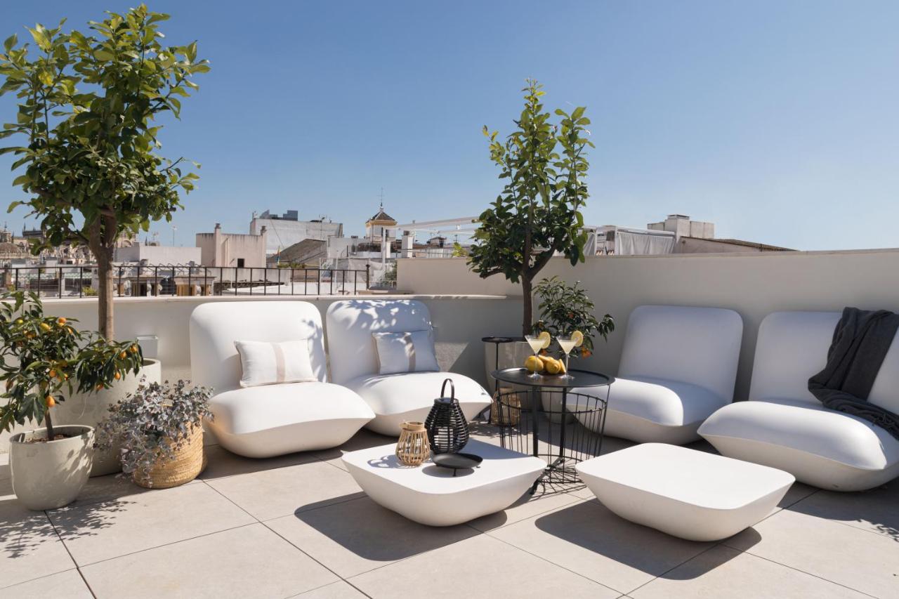 Mylu Suites By Puerta Catedral Siviglia Esterno foto