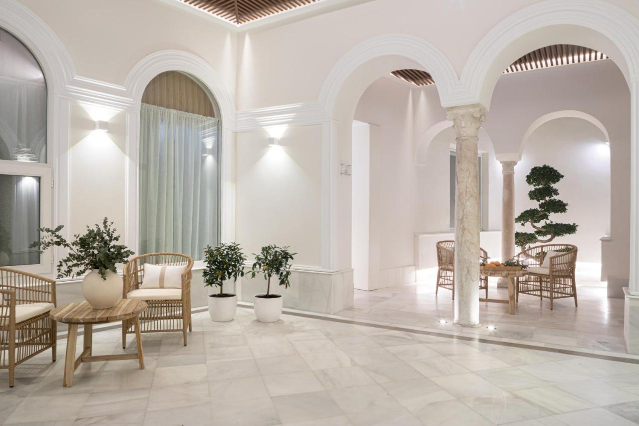 Mylu Suites By Puerta Catedral Siviglia Esterno foto